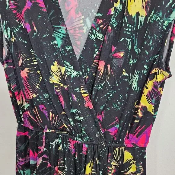 BCBGMaxAzria Sleeveless V-Neck Stretch Colorful Floral Faux Wrap Dress Sz Medium - Picture 3 of 7
